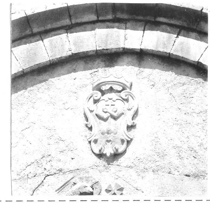 stemma dell'Ordine francescano (rilievo) - bottega campana (sec. XVIII)