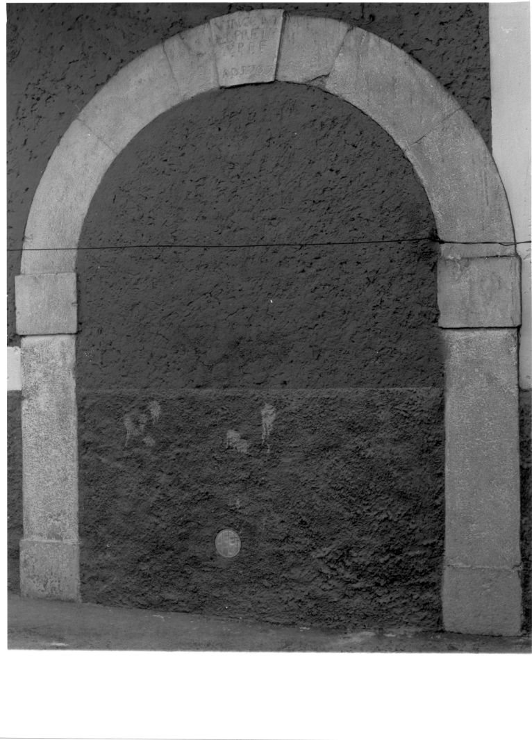 portale - bottega campana (sec. XVIII)