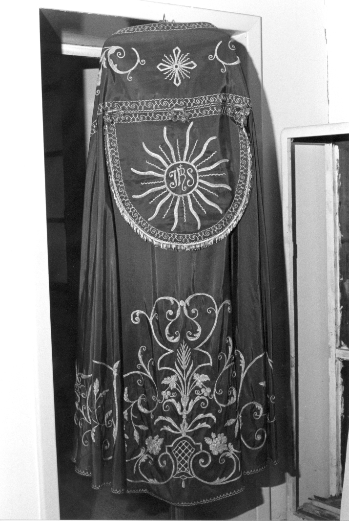 piviale, serie - manifattura campana (prima metà sec. XX)