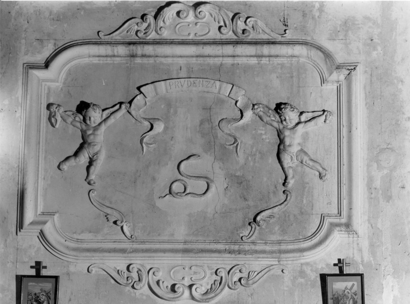 allegoria della Prudenza (decorazione plastica, elemento d'insieme) - bottega campana (sec. XIX)