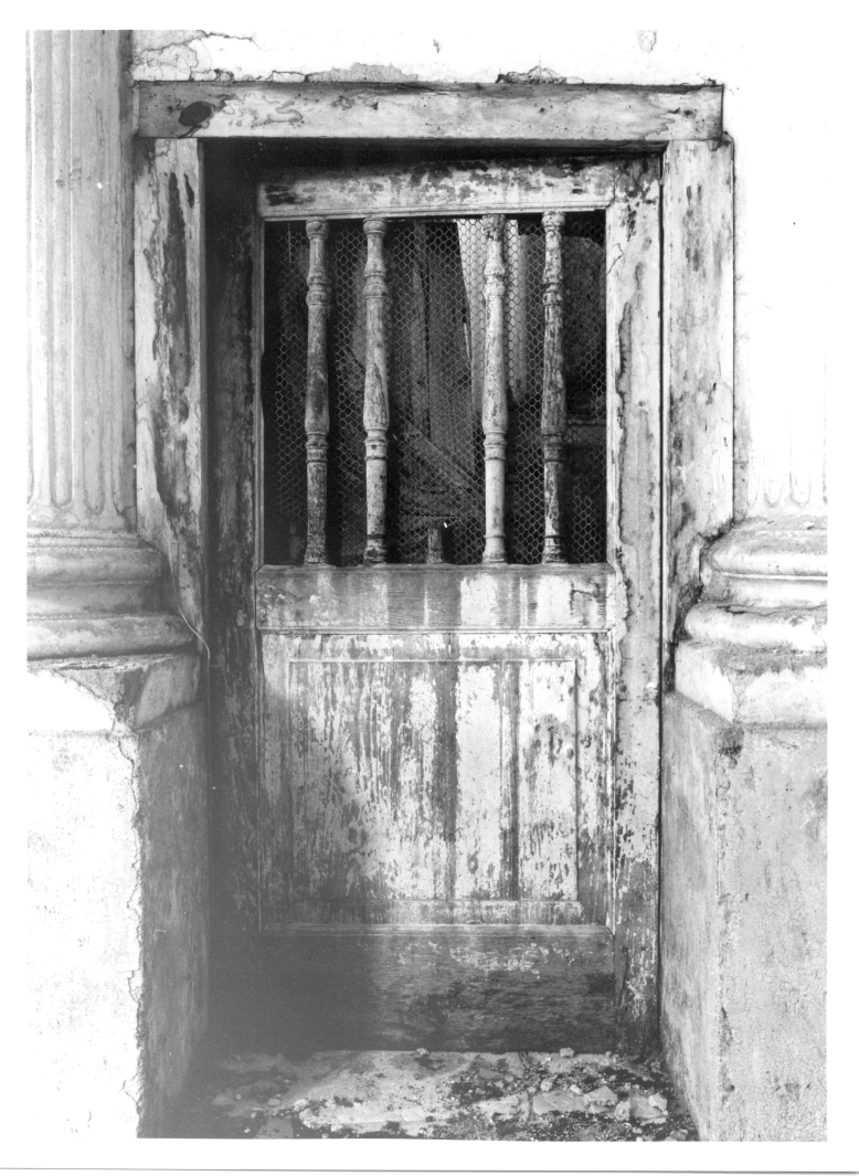 porta - bottega campana (sec. XVIII)