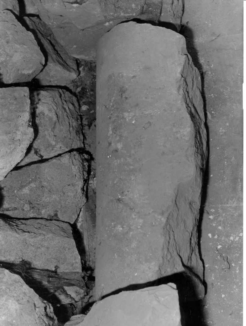 colonna, frammento - bottega campana (sec. XVI)