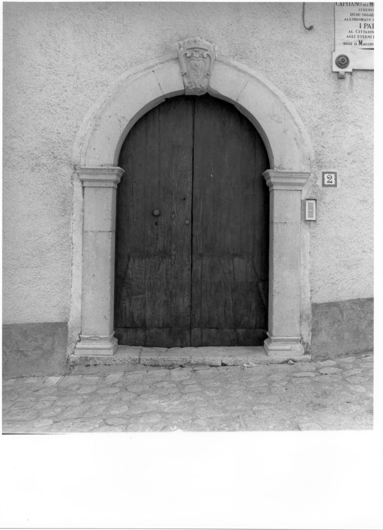 portale - bottega campana (sec. XVIII)