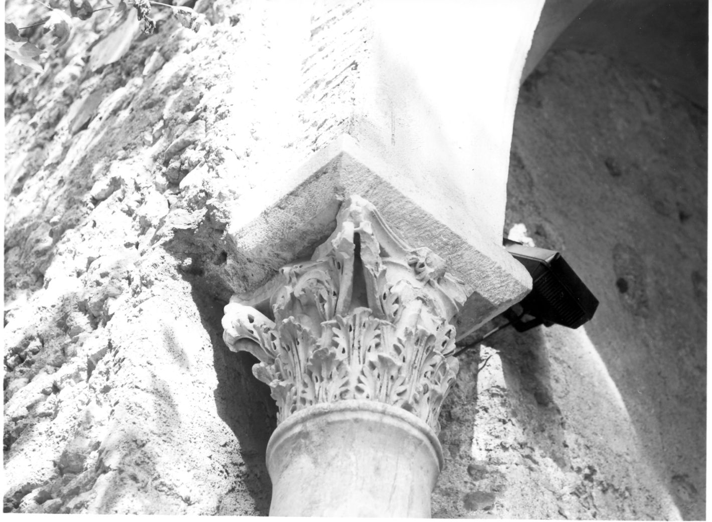 capitello - bottega Italia meridionale (sec. IX)