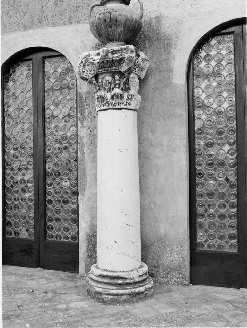 capitello, opera isolata - bottega campana (sec. VI)