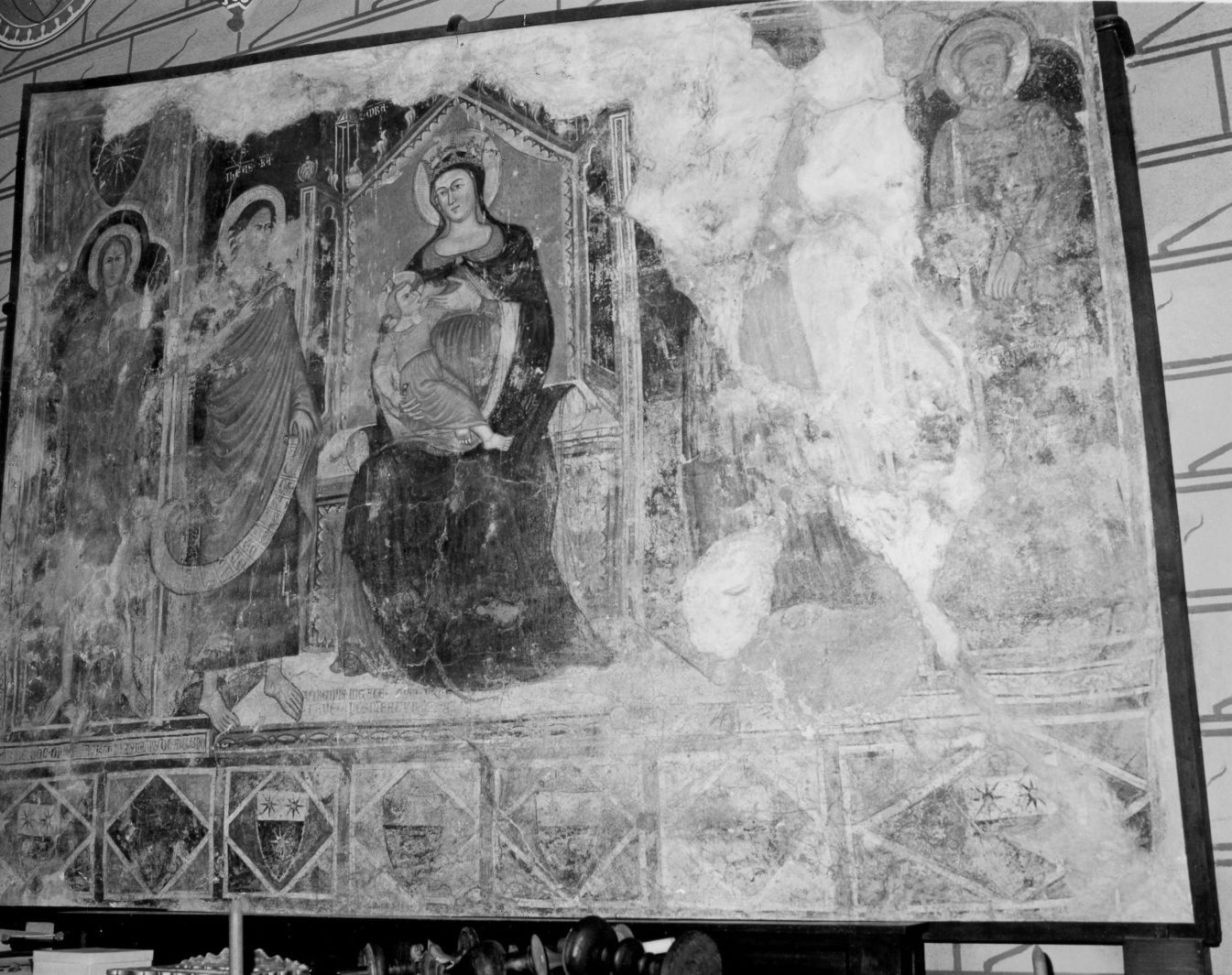 Madonna del Latte con Santi (dipinto) di Maestro dei Penna (cerchia) (primo quarto sec. XV)