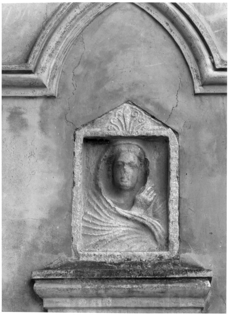 stele funeraria - bottega Italia meridionale (secc. VI/ VII)