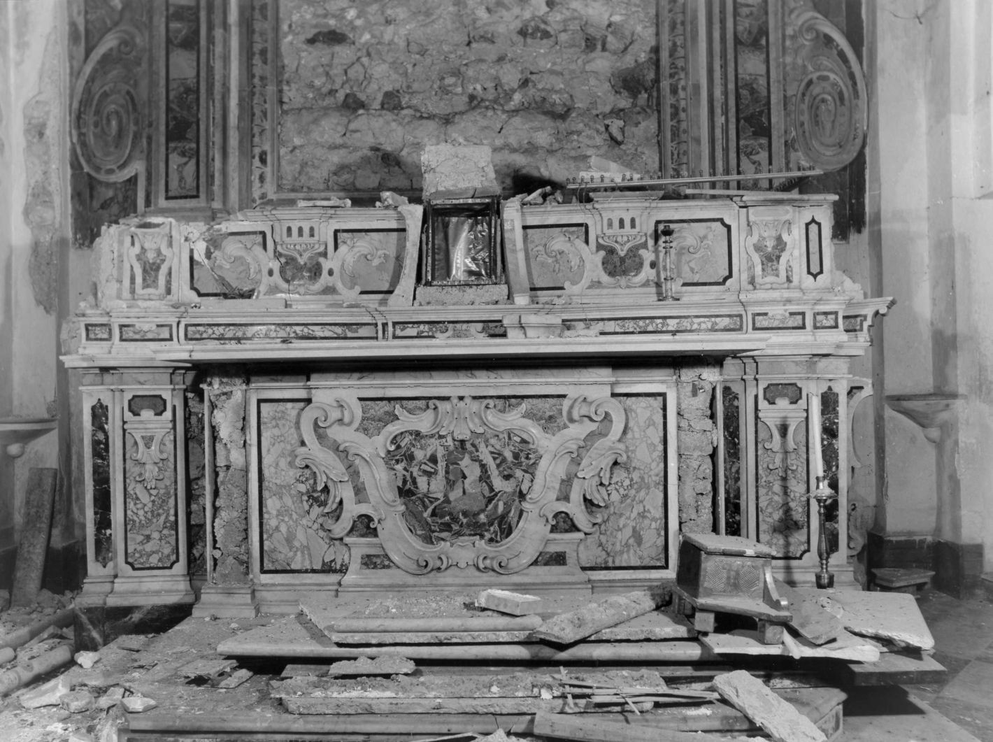 altare - bottega Italia meridionale (fine/inizio secc. XVIII/ XIX)