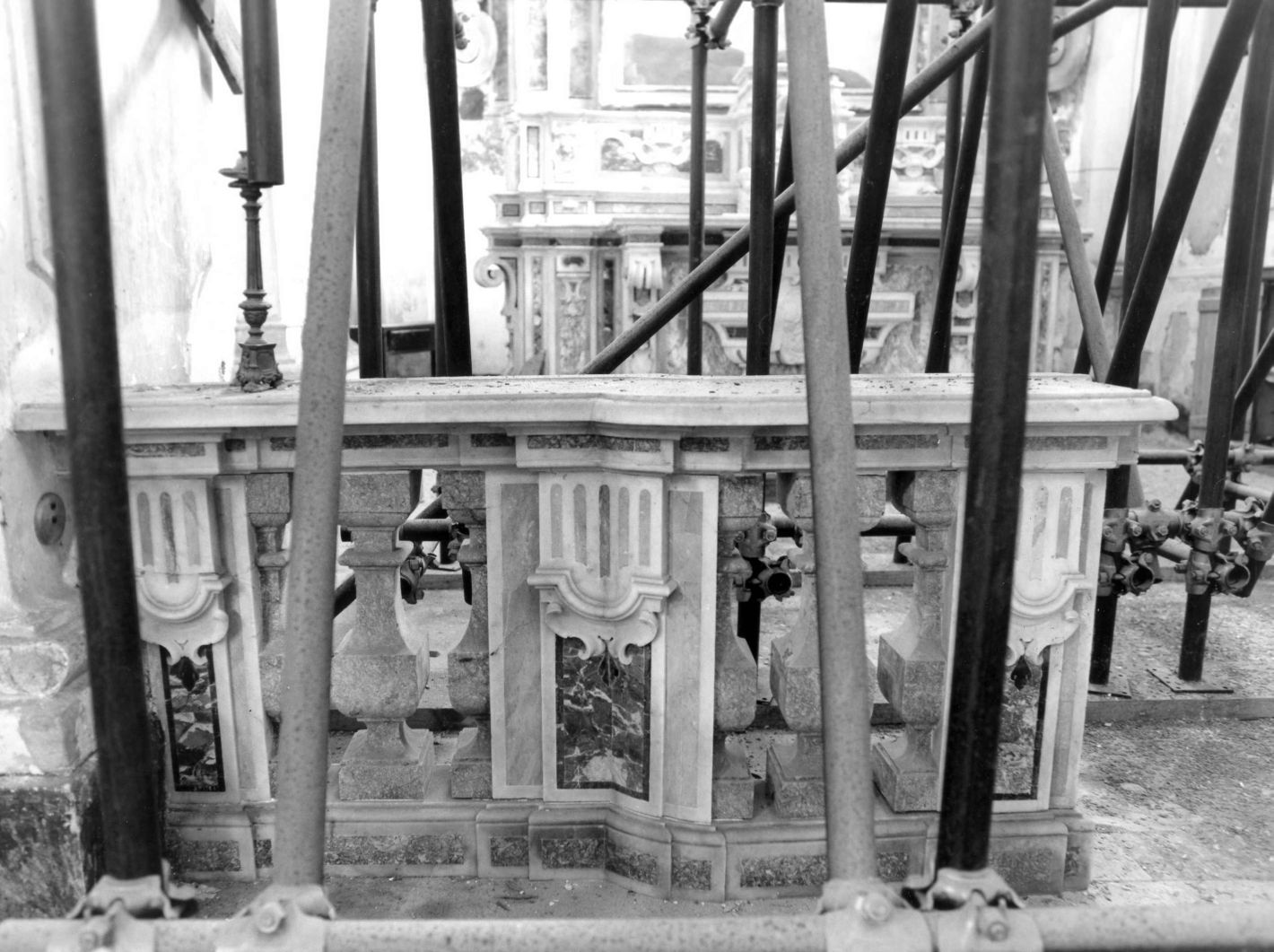 balaustrata di altare - bottega Italia meridionale (sec. XVIII)