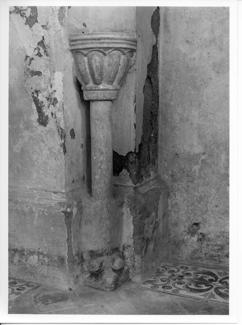 acquasantiera - bottega campana (sec. XVIII)