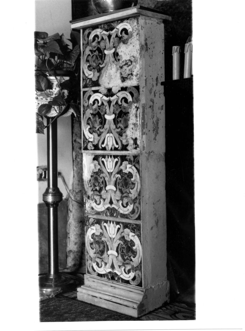 motivi decorativi floreali (base) - bottega campana (sec. XVIII)