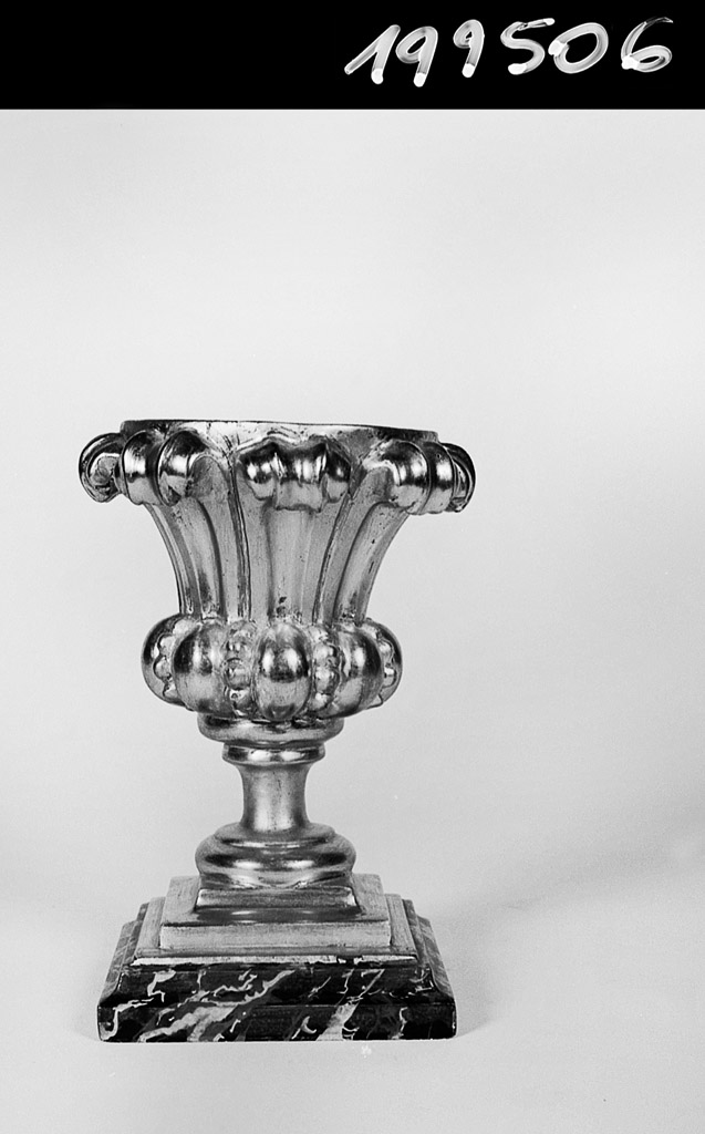 vaso d'altare - ambito emiliano (seconda metà sec. XIX)