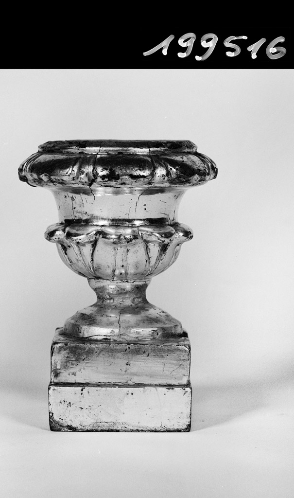 vaso d'altare - ambito emiliano (seconda metà sec. XIX)