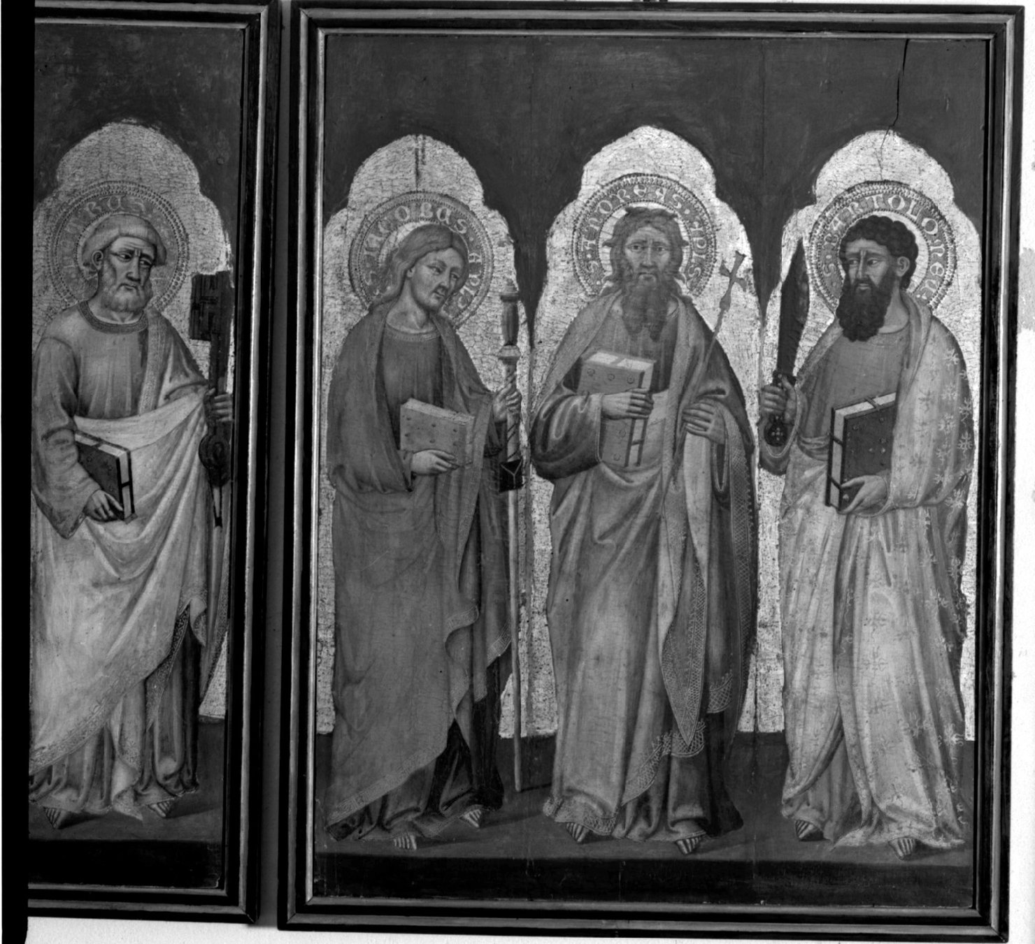 San Bartolomeo, Sant'Andrea, San Giacomo (polittico, frammento) di Benvenuti Simone di Filippo detto Simone dei Crocifissi (attribuito) (sec. XIV)