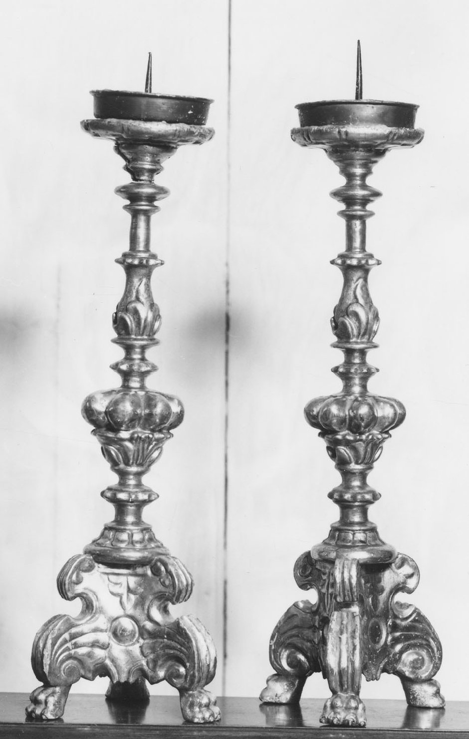 candeliere d'altare, serie - bottega bolognese (fine/inizio secc. XVIII/ XIX)