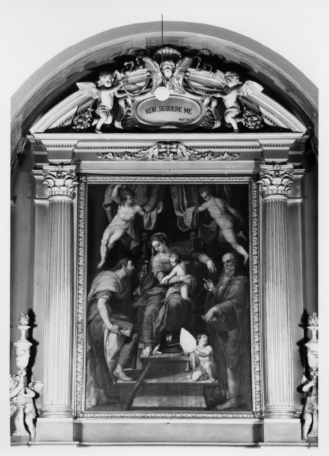 Madonna in trono con i Santi Giacomo e Antonio Abate (dipinto) di Samacchini Orazio (seconda metà sec. XVI)