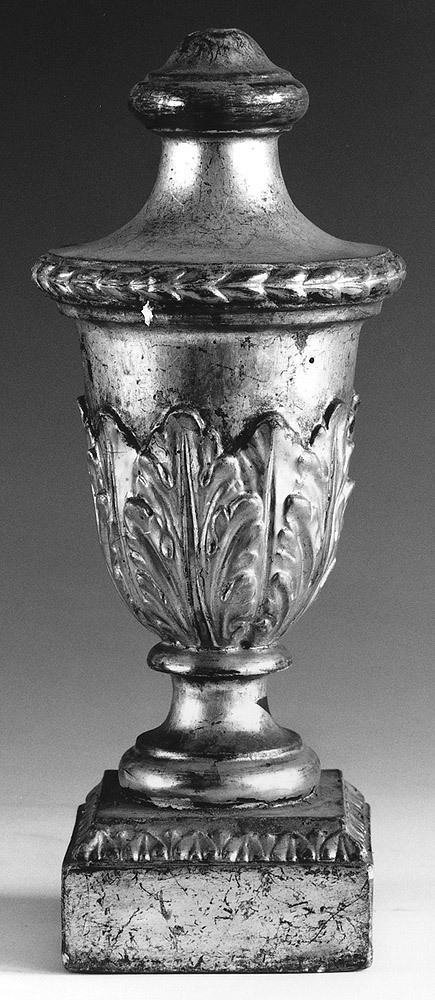 vaso d'altare, serie - manifattura emiliana (seconda metà sec. XVIII)