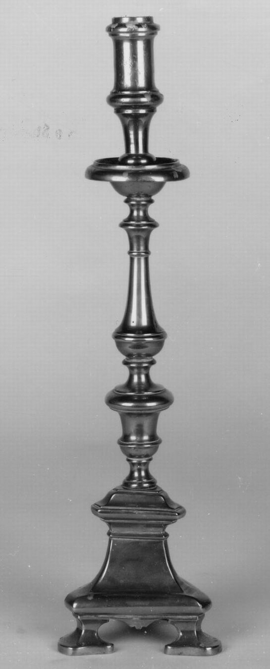 candeliere d'altare - manifattura emiliana (sec. XX)