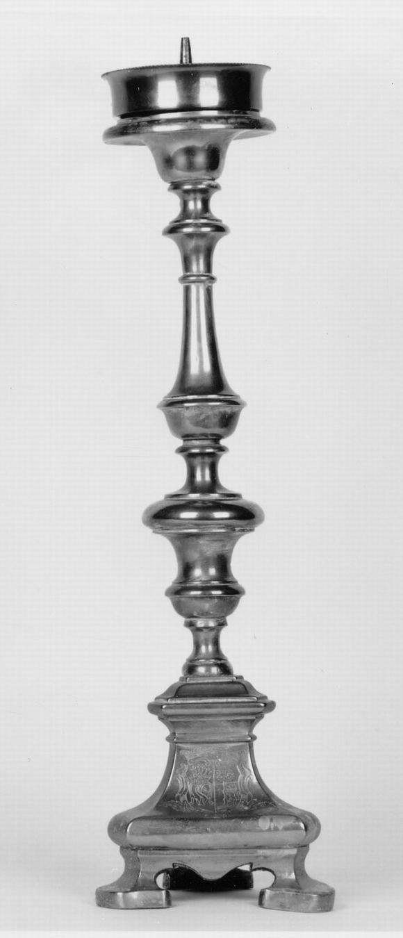 candeliere d'altare - manifattura emiliana (seconda metà sec. XVIII)