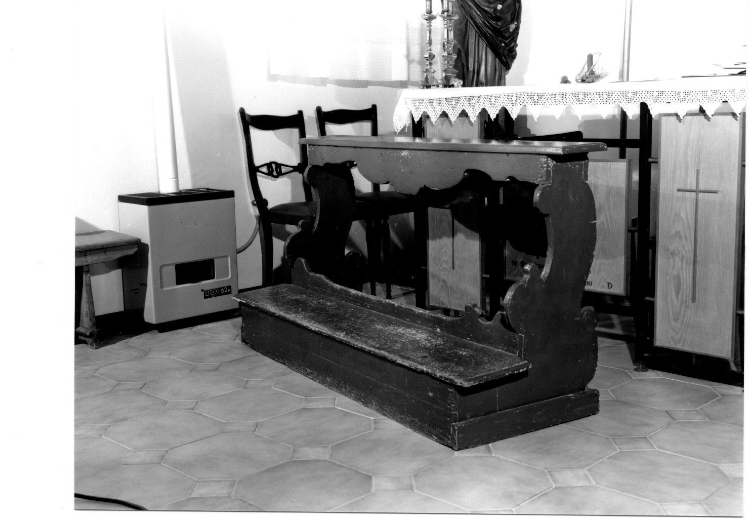 banco da chiesa - manifattura emiliana (sec. XVIII)