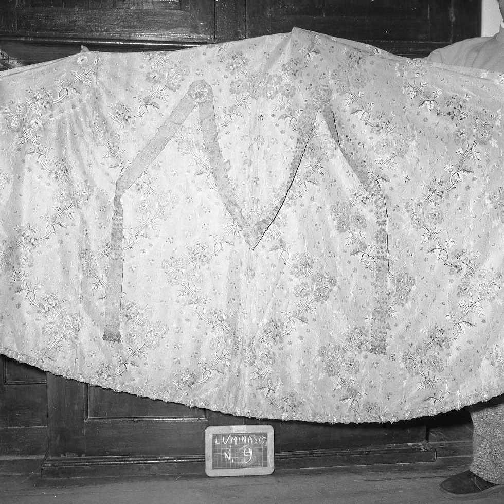 mantello di statua - manifattura emiliana (sec. XVIII)