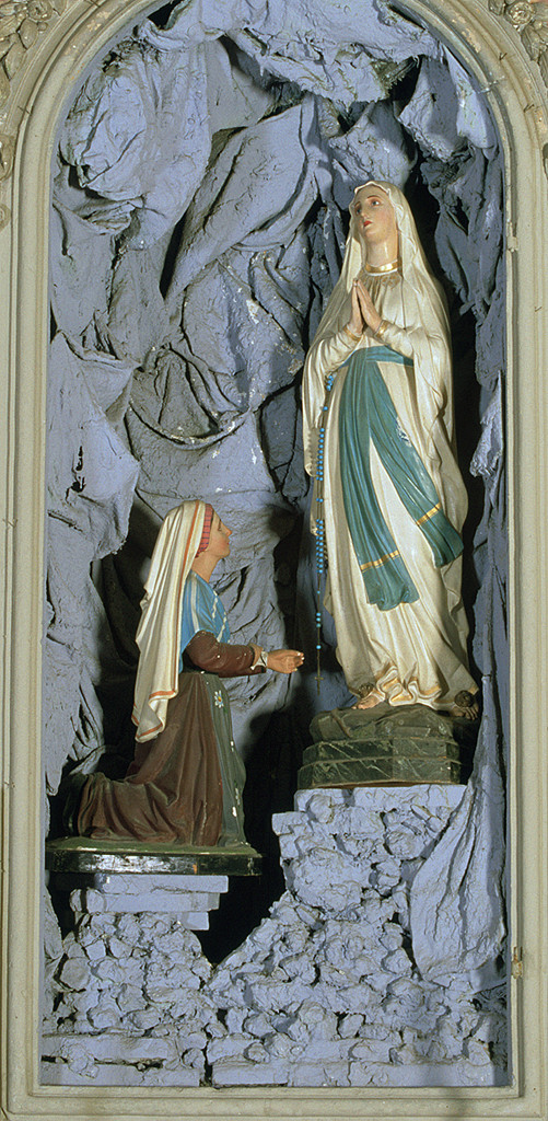 Madonna di Lourdes e Santa Bernardette (gruppo scultoreo) - produzione italiana (sec. XX)