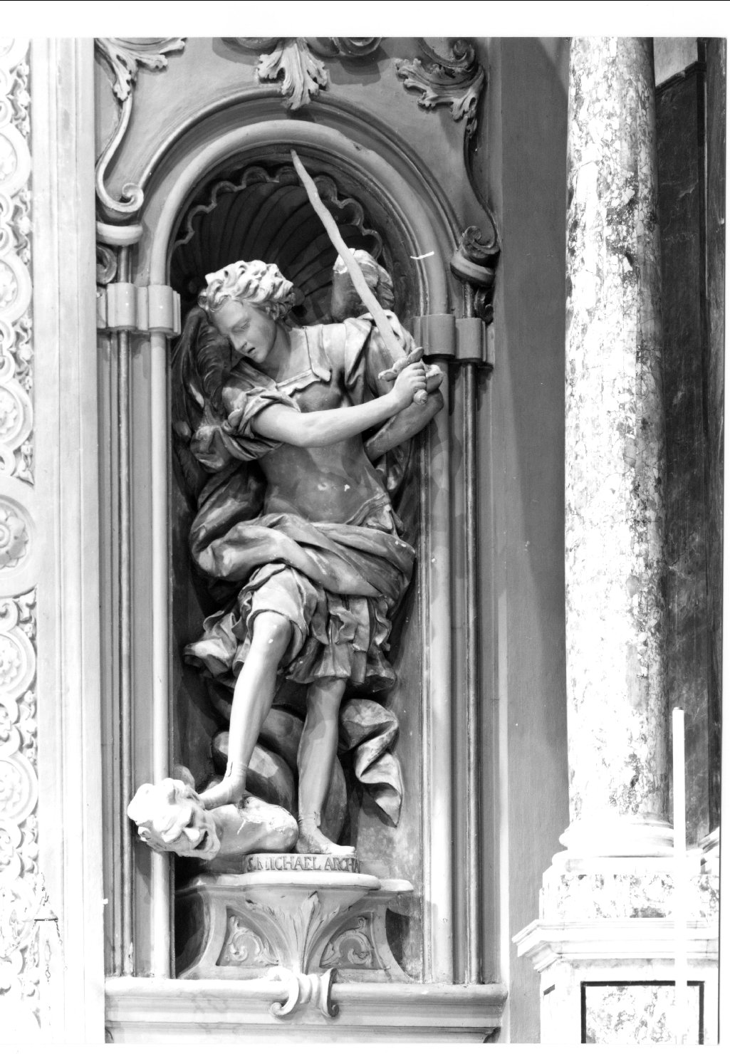 San Michele Arcangelo (statua, elemento d'insieme) di Ferreri Andrea (sec. XVIII)
