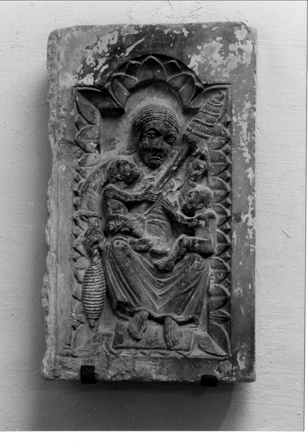 Eva alla conocchia (rilievo, frammento) di Nicolò (cerchia) (sec. XII)