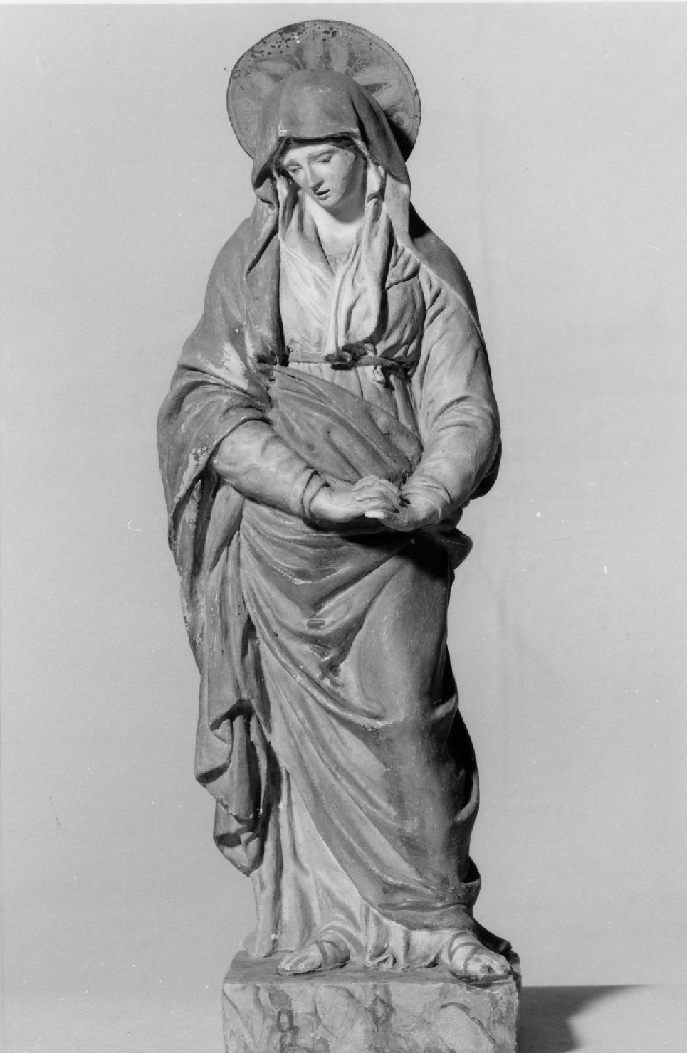 Madonna addolorata (statuetta) di Ballanti Giovanni Battista detto Graziani (bottega) (prima metà sec. XIX)