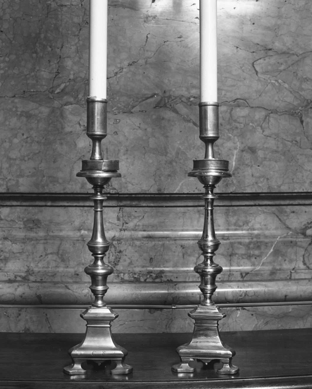 candeliere da chiesa, serie - bottega bolognese (sec. XVIII)