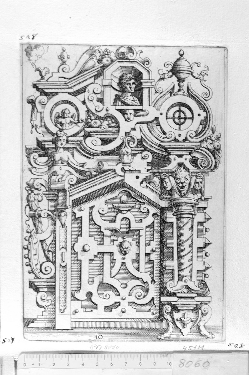 10. Portone con decorazione e uomo a mezzo busto con corona d'alloro (stampa) di Meyer Daniel (sec. XVII)