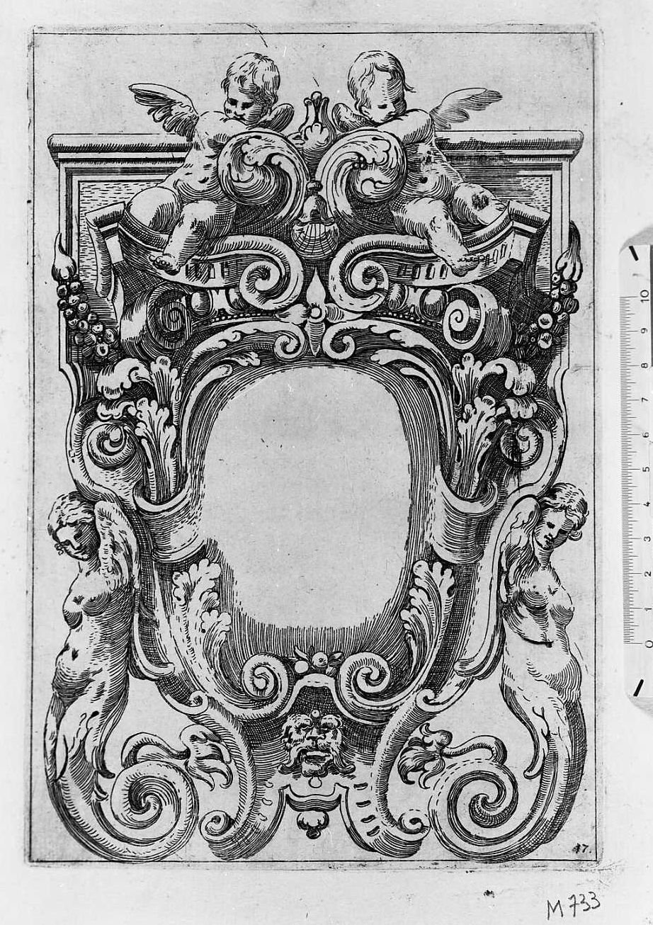 Ornato per cornice con due angioletti e due grottesche femminili, cornice architettonica con motivi decorativi e figure (stampa) di Mitelli Agostino (sec. XVII)