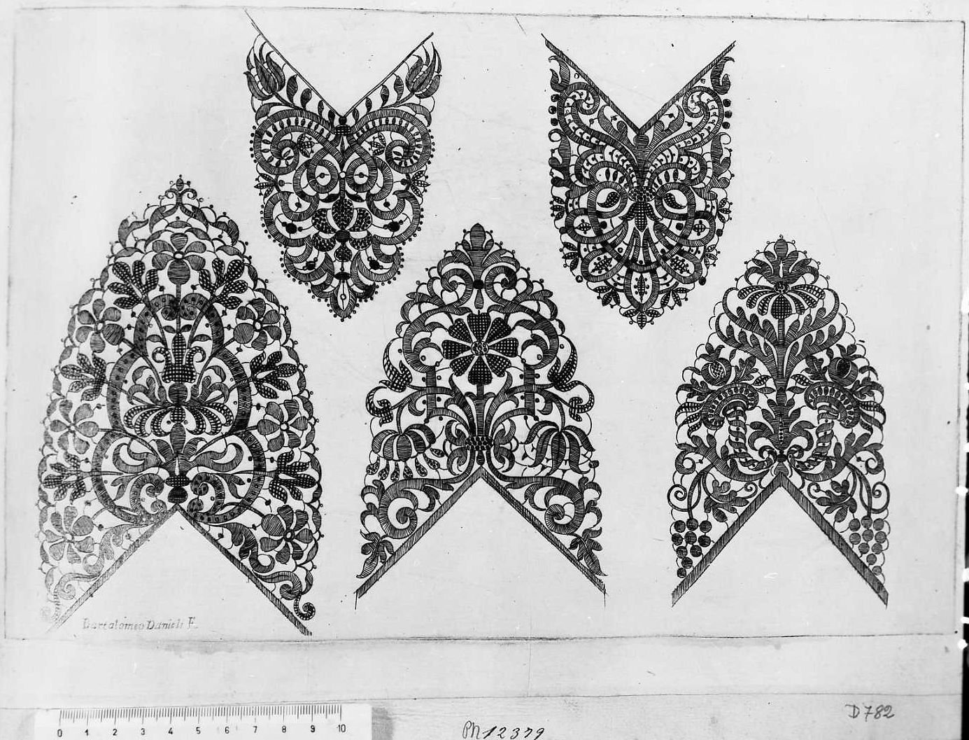 Operetta d'intagliati lavori: cinque merletti, libro (stampa tagliata) di Danieli Bartolomeo (prima metà sec. XVII)