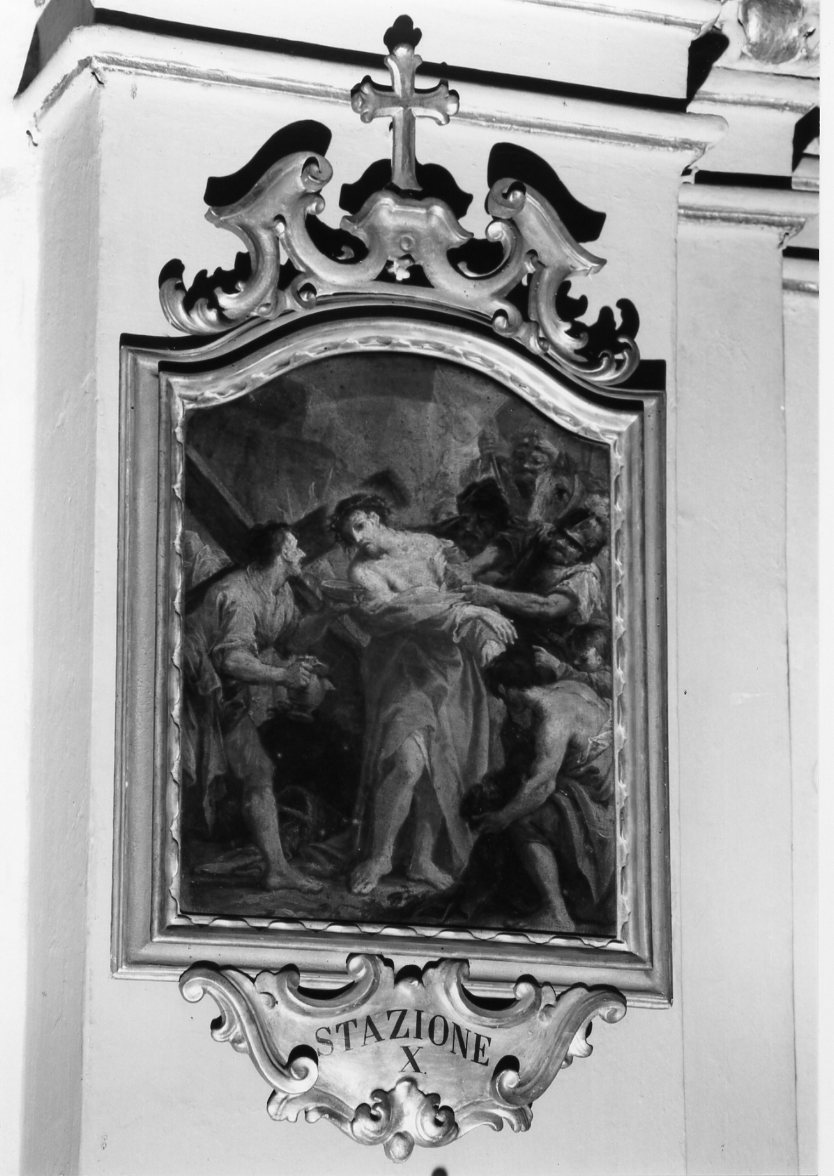 stazione X: Gesù spogliato e abbeverato di fiele (dipinto, elemento d'insieme) di Gandolfi Gaetano (maniera) (seconda metà sec. XVIII)