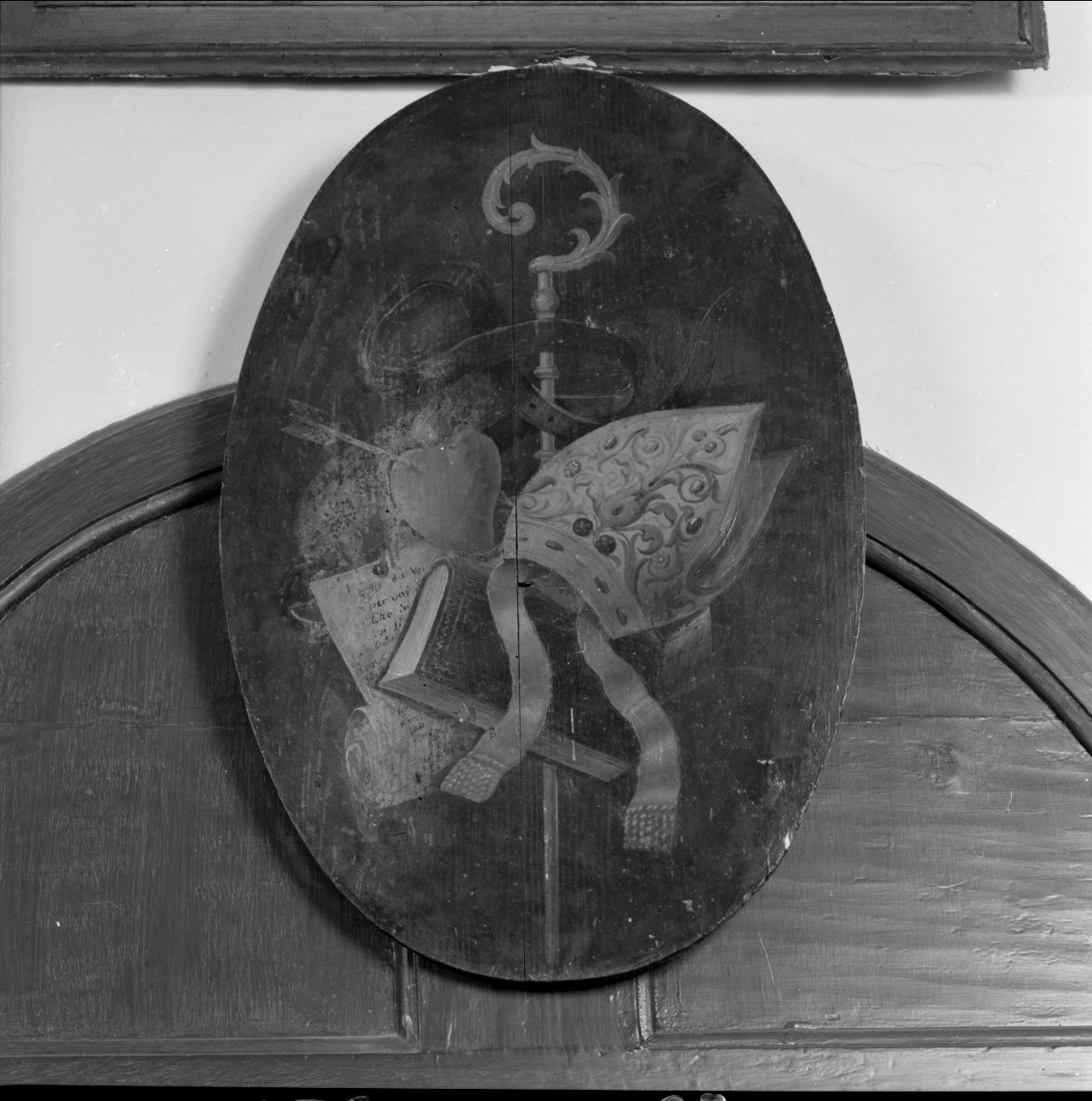 emblema dell'ordine agostiniano (dipinto) - ambito ferrarese (sec. XVIII)