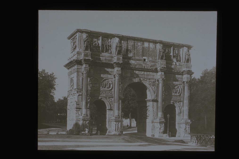 Archeologia - architettura classica- archi di trionfo (diapositiva) di Istituto Minerva (XX)