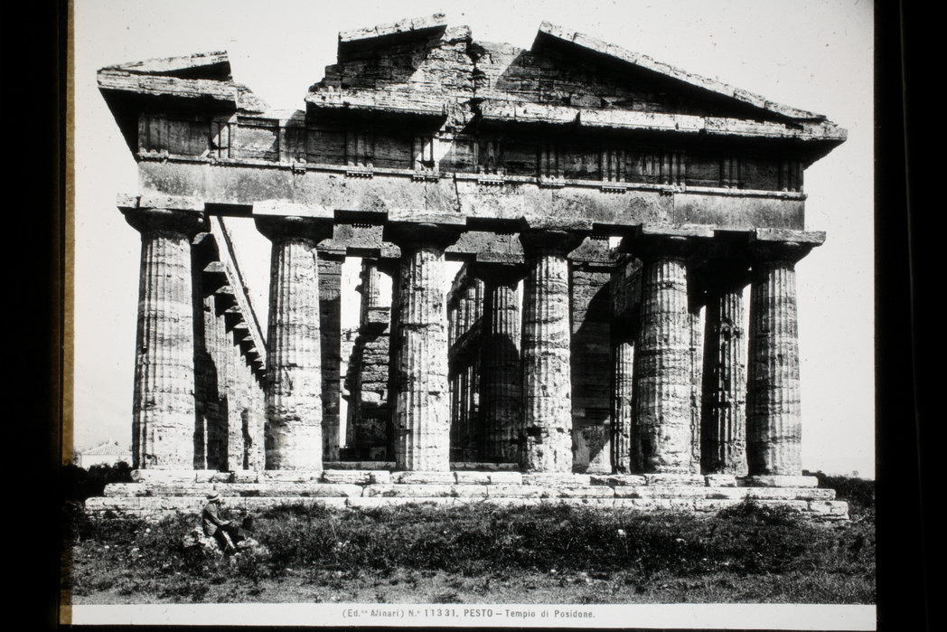 Tempio di Poseidone/ Paestum (NA) (diapositiva) di Alinari, Fratelli, Alinari I.D.E.A (XX)