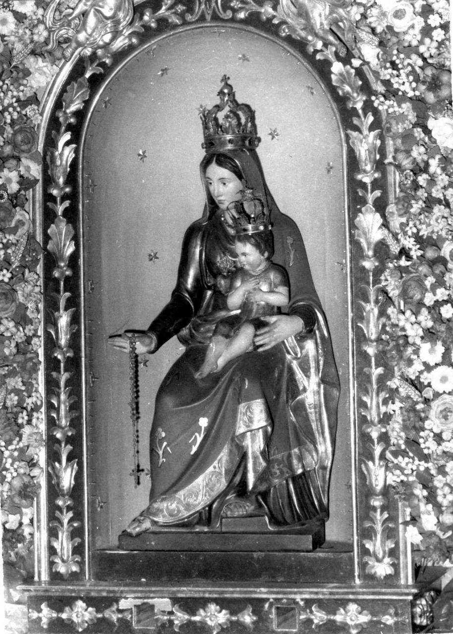 Madonna con Bambino (gruppo scultoreo) - bottega emiliana (metà, ultimo quarto sec. XIX, sec. XIX)