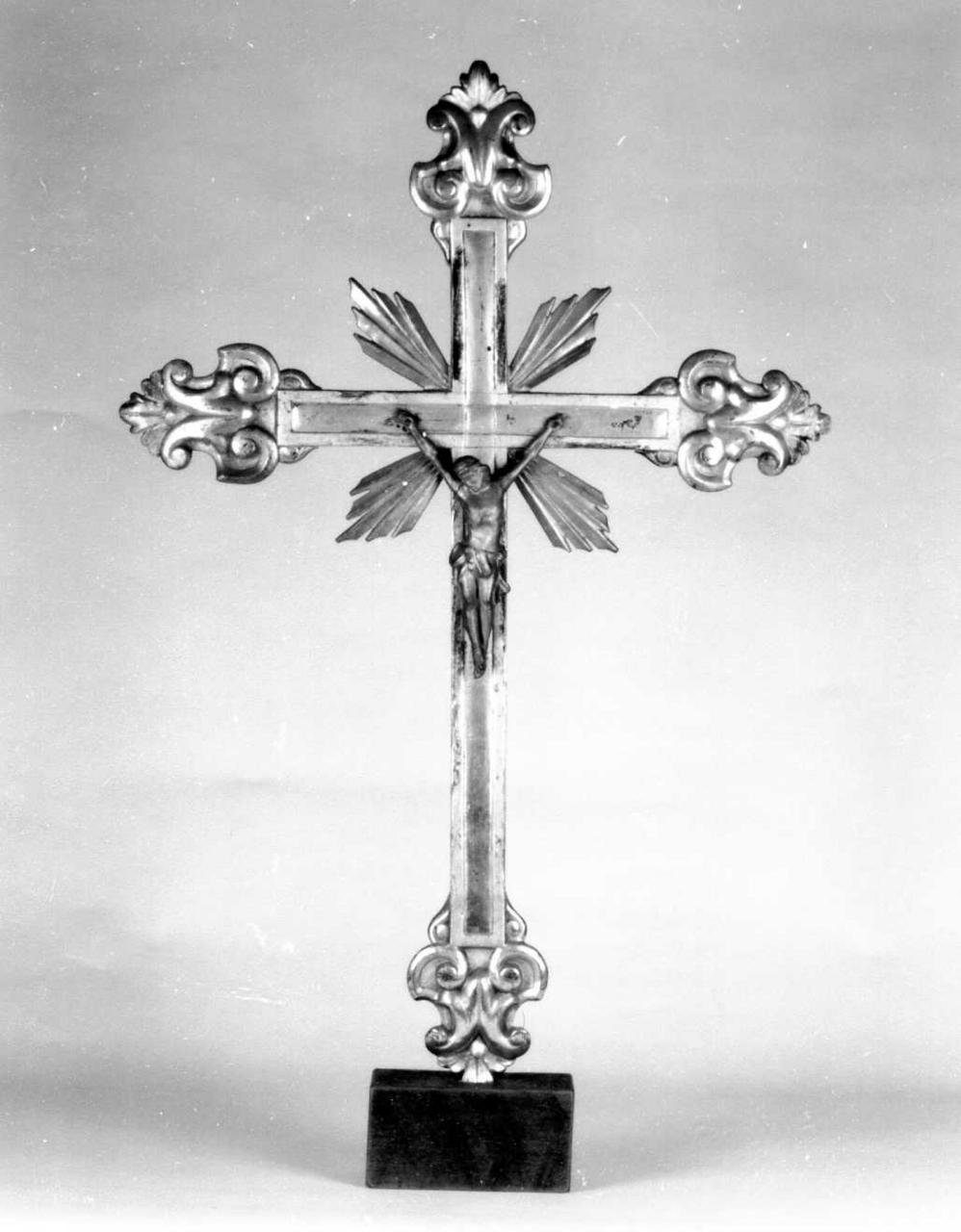 croce d'altare - bottega emiliana (primo quarto sec. XIX)