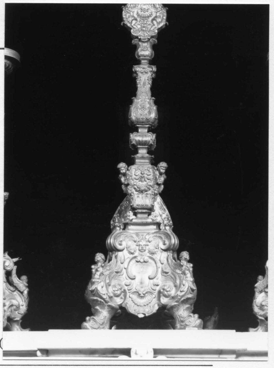 base per croce d'altare di Magnavacchi Giovanni (seconda metà sec. XVII)