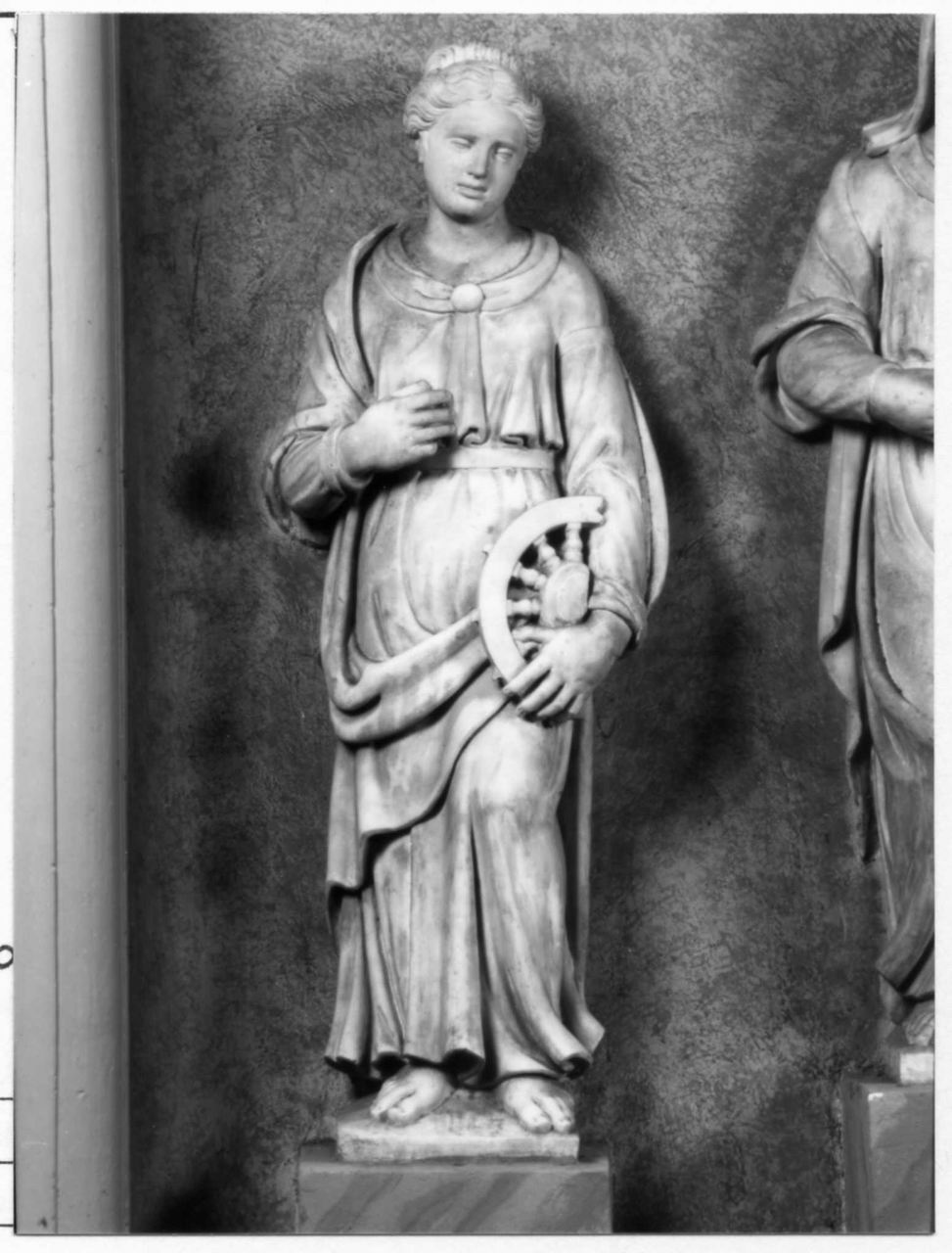 Santa Caterina d'Alessandria (statua) di Sampolo Nicola (secondo quarto sec. XVII)