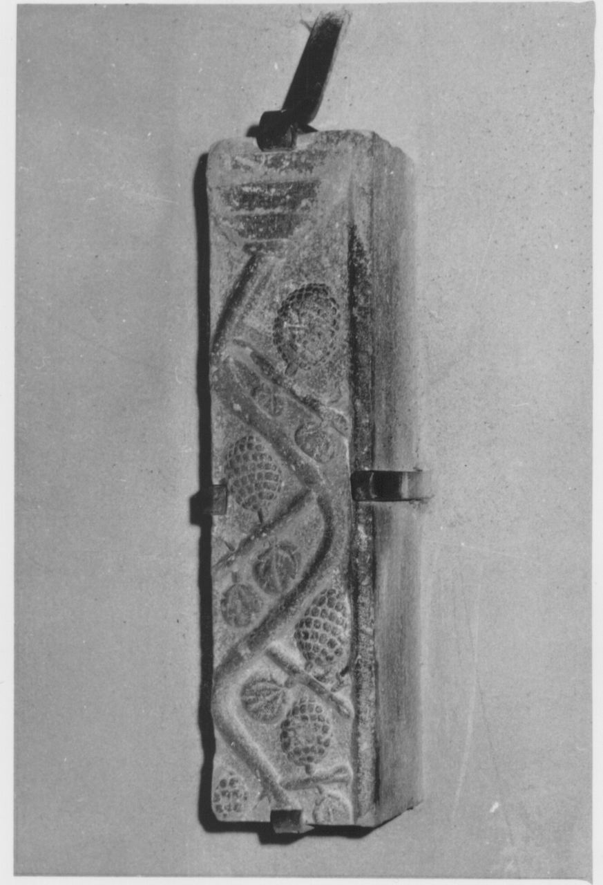 scultura, frammento - bottega modenese (fine sec. XII)