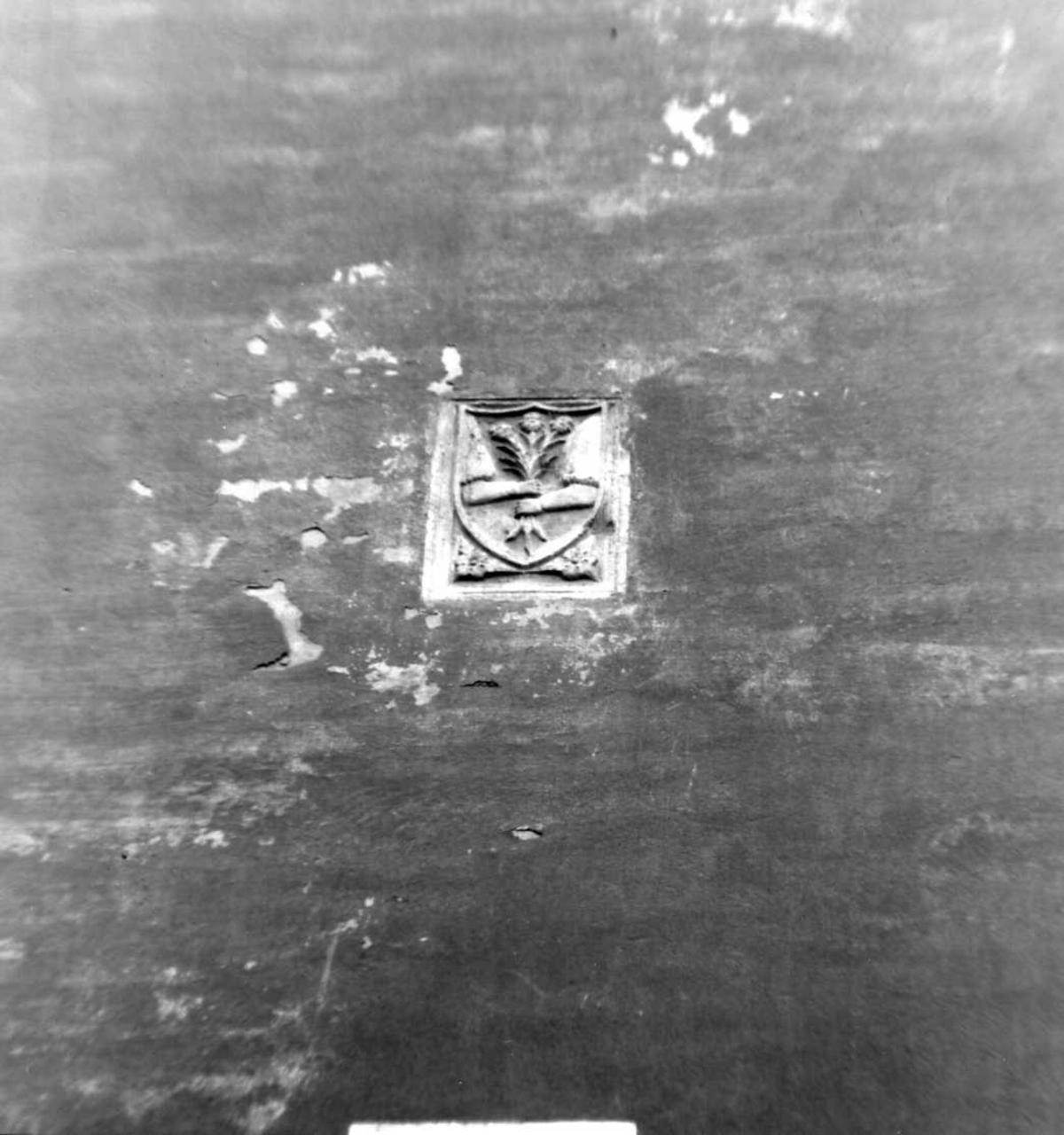 stemma (rilievo) - bottega modenese (metà sec. XV)