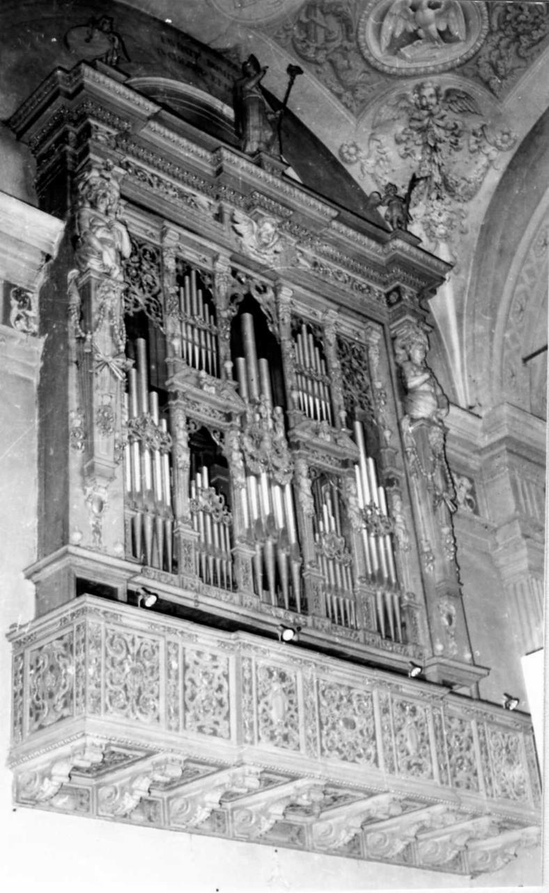organo di Vacchi Bernardino (prima metà sec. XVII, sec. XVIII, sec. XX)