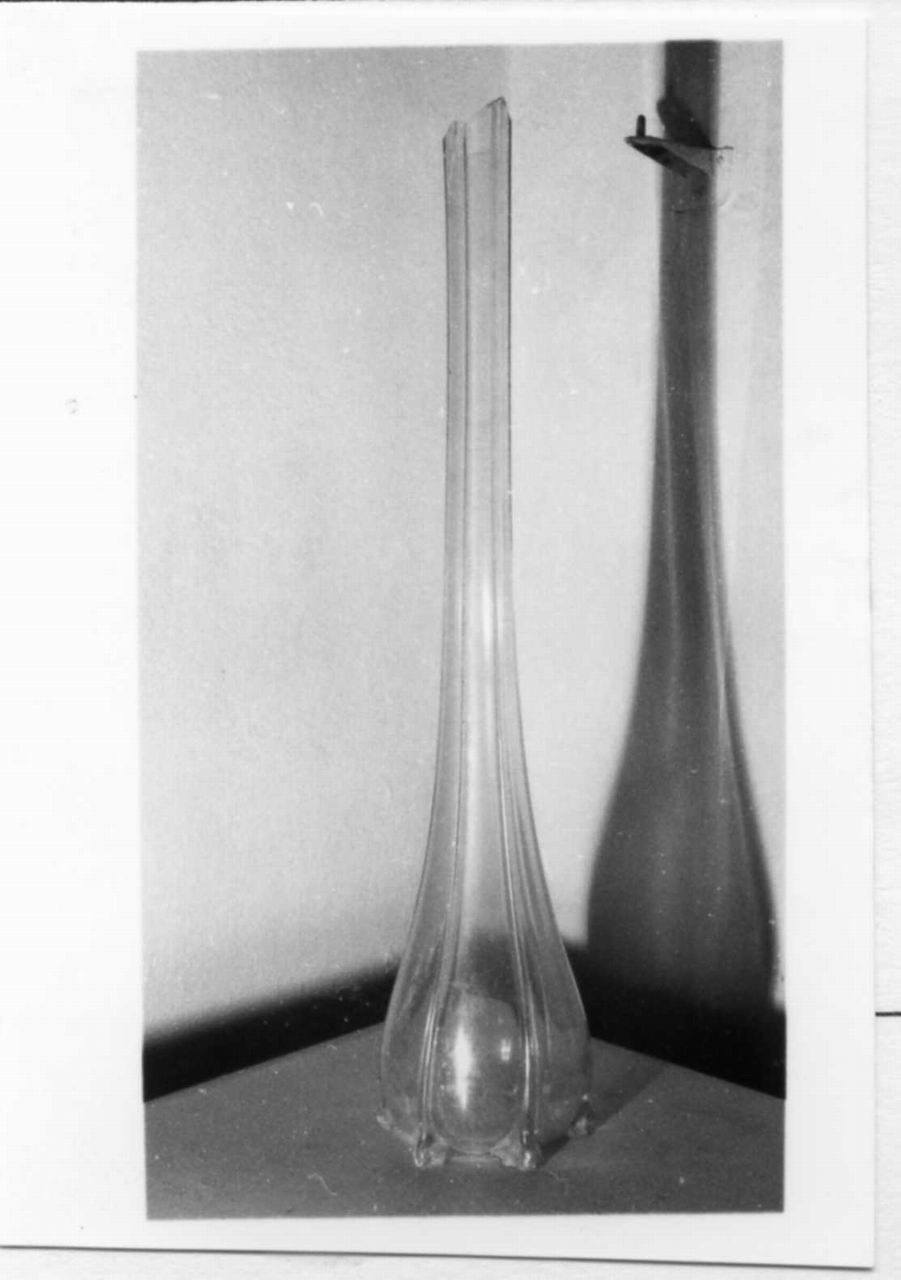 vaso a bulbo - bottega italiana (inizio sec. XX)