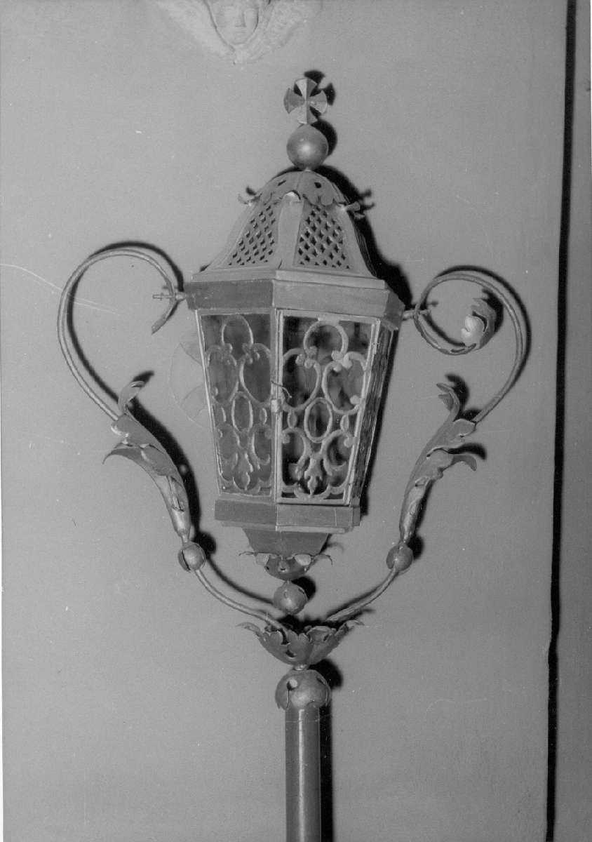 lanterna processionale, serie - manifattura emiliana (metà sec. XIX)