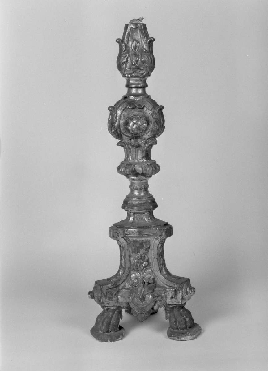 base per croce d'altare, elemento d'insieme - ambito reggiano (fine/inizio secc. XVIII/ XIX)