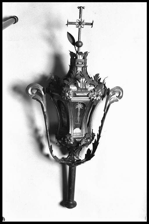 lanterna processionale, serie - manifattura modenese (sec. XIX)