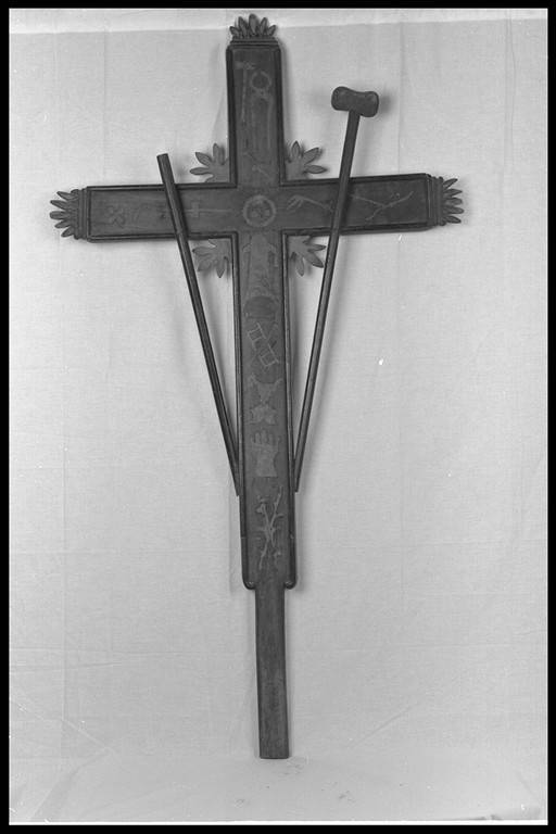 croce penitenziale - manifattura modenese (sec. XIX)