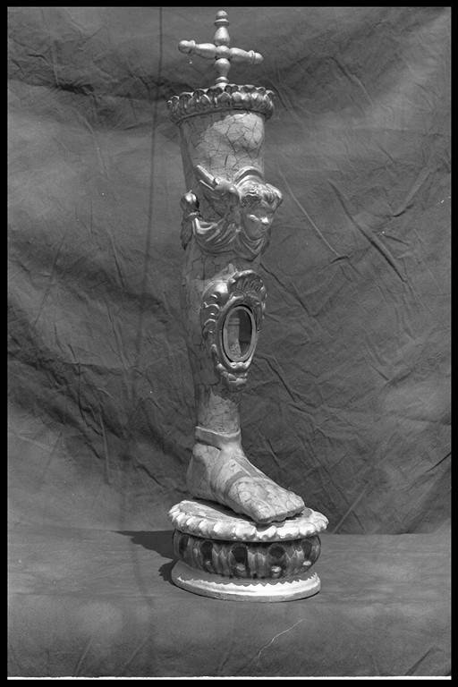 reliquiario antropomorfo - a gamba, serie - manifattura modenese (metà sec. XVII)